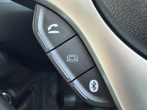 Suzuki Ignis 1.2 Dualjet 12V Hybrid SZ-T 5dr 32