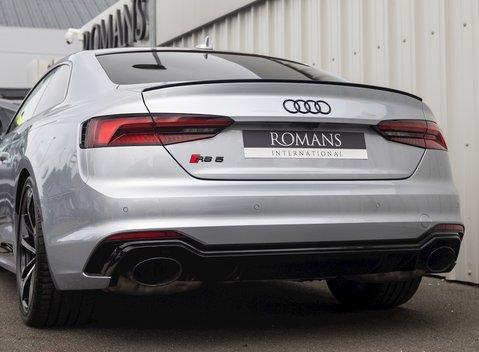 Audi RS5 Coupé Sport Edition 26