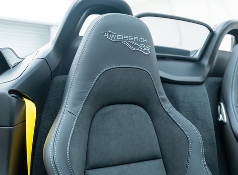 Porsche 718 SPYDER RS 15