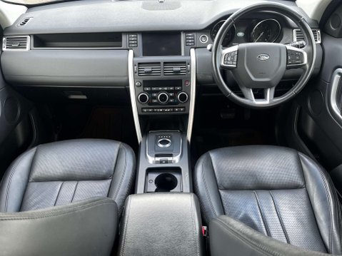Land Rover Discovery Sport 2.0 Discovery Sport SE Si4 Auto 4WD 5dr 9