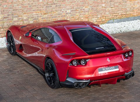 Ferrari 812 Superfast 9