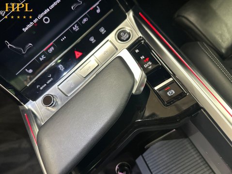 Audi Q8 55 S line SUV 5dr Electric Auto quattro 114kWh (11kW Charger) (408 ps) 1 Ow 17