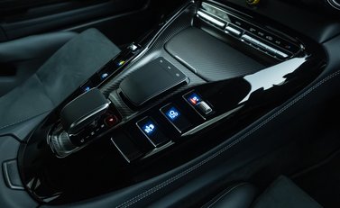 Mercedes-Benz AMG GT R PRO 21