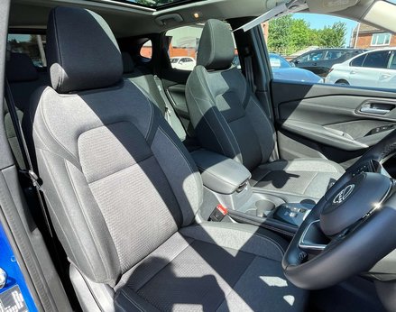 Nissan Qashqai 1.3 Qashqai N-Connecta DiG-T MHEV 5dr 59