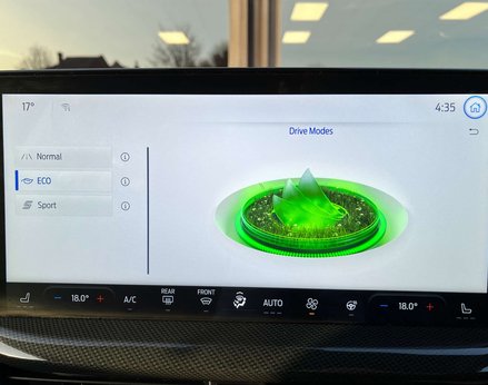 Ford Focus 1.0 Focus ST-Line X MHEV Auto 5dr 42