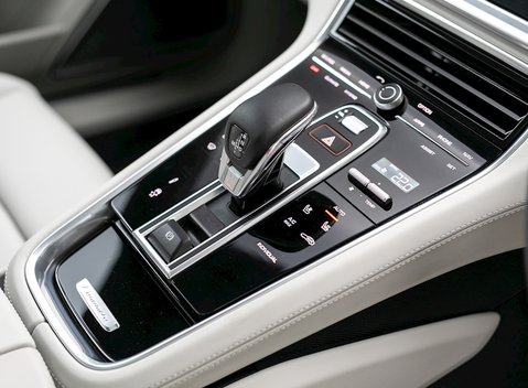 Porsche Panamera Turbo S E-Hybrid 21