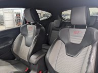 Ford Fiesta ST-3 10