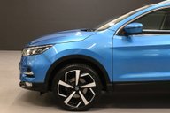 Nissan Qashqai 1.3 Qashqai N-Motion DiG-T 5dr 25