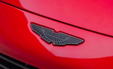 Aston Martin V12 Vantage 52