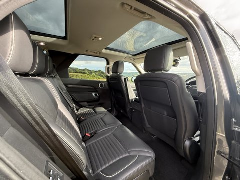Land Rover Discovery SDV6 HSE 29