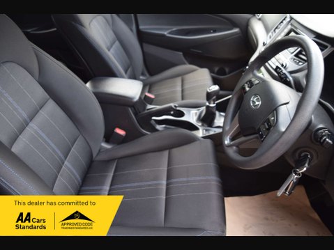 Hyundai TUCSON 1.6 Tucson S Blue Drive 2WD GDi 5dr 39