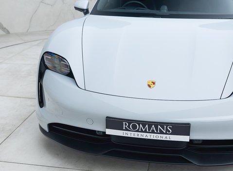 Porsche Taycan 4S 24