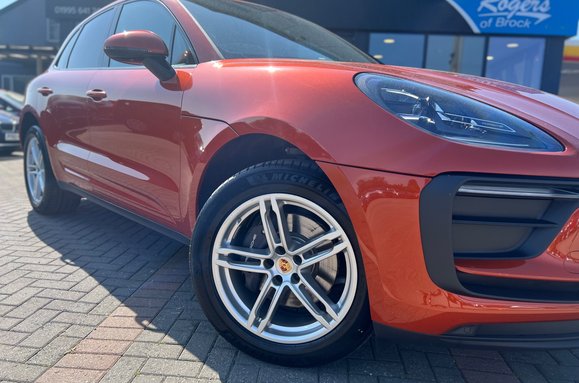 Porsche Macan PDK 5
