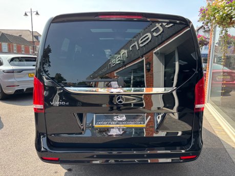 Mercedes-Benz V Class 2.0 V300d AMG Line MPV 5dr Diesel G-Tronic+ Euro 6 (s/s) LWB (237 ps) 18