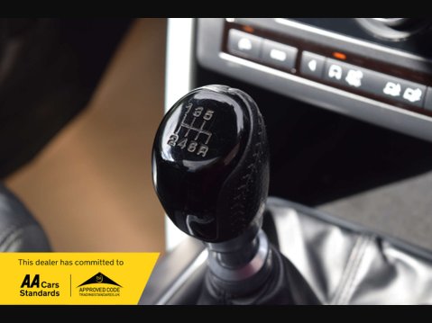 Land Rover Discovery Sport 2.0 Discovery Sport Luxury HSE TD4 4WD 5dr 49