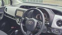 Toyota Yaris 1.33 Dual VVT-i Design Hatchback 5dr Petrol Multidrive S Euro 6 (99 ps) 23