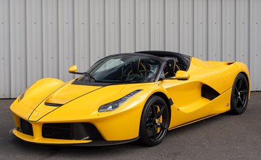 Ferrari LaFerrari Aperta 6