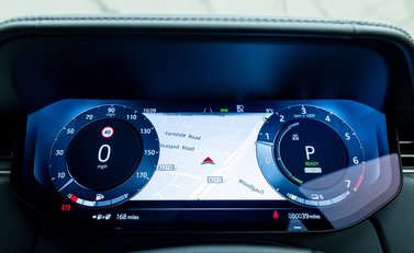 Land Rover Range Rover P460e Autobiography LWB 23