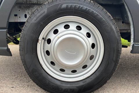 Ford Transit 350 Drw L3 130 ps Crew Cab Tipper - Air Con - Ex MOD 30