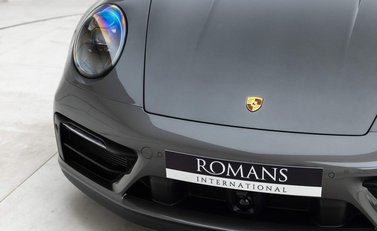 Porsche 911 Targa 4 GTS (992) 23