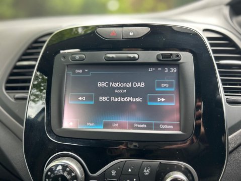 Renault Captur DYNAMIQUE NAV TCE 29
