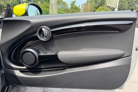 Mini Hatch COOPER S LEVEL 2 - REVERSE CAMERA - APPLE CARPLAY 29