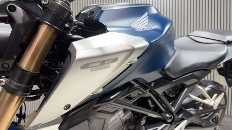 Honda CB 2021 NEO SPORT ONLY 17K STUNNING EXAMPLE 125CC 25