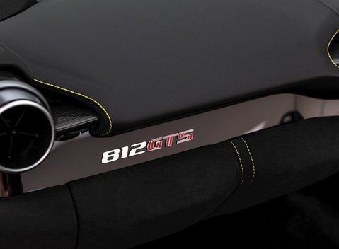 Ferrari 812 GTS 17