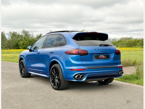 Porsche Cayenne 4.2 TD V8 S TiptronicS 4WD Euro 6 (s/s) 5dr 12