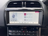 Jaguar XE 2.0i Portfolio Auto AWD Euro 6 (s/s) 4dr 77