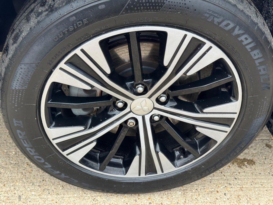 2018 Mitsubishi Eclipse Cross — image 40