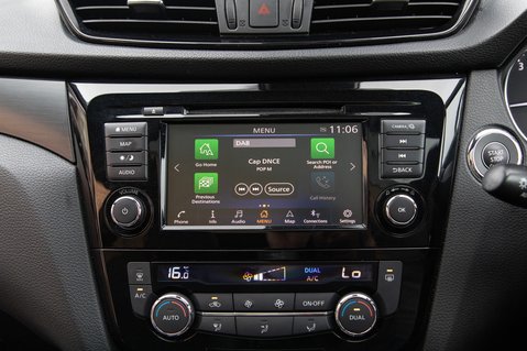 Nissan Qashqai DIG-T N-TEC DCT 22