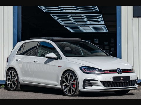 Volkswagen Golf 2.0 Golf GTi Performance TSi Semi-Auto 5dr 5