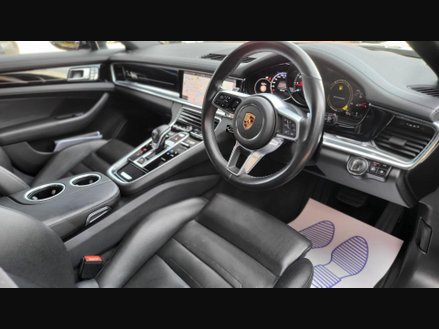 Porsche Panamera 4 10 YEARS EDITION PDK
