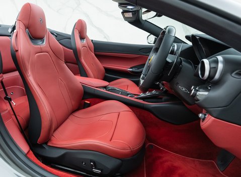 Ferrari Portofino M 14