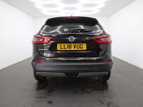 Nissan Qashqai 1.5 dCi N-Connecta Euro 6 (s/s) 5dr 6