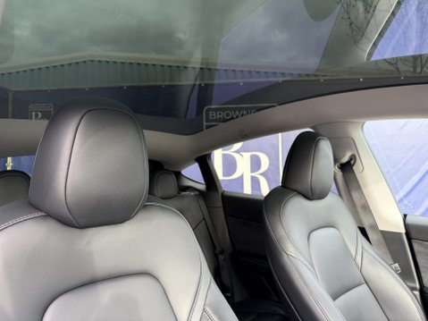 Tesla Model Y (Dual Motor) Long Range SUV 5dr Electric Auto 4WDE (384 bhp) 46