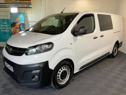 Vauxhall Vivaro 2.0 Turbo D 3100 Dynamic Crew Van L2 H1 Euro 6 (s/s) 5dr 39