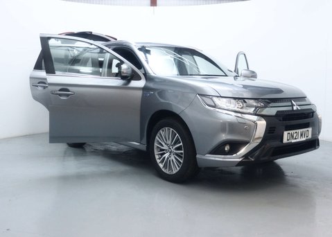 Mitsubishi Outlander 2.4h TwinMotor 13.8kWh Dynamic Safety SUV 5dr Petrol Plug-in Hybrid CVT 4WD 60