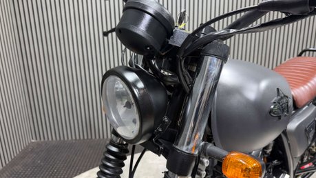 WK Bikes Scrambler 2023 ONLY 5K 1 OWNER MOT AUGUST 2027 LEARNER 125CC 37