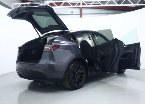 Tesla Model Y (Dual Motor) Long Range SUV 5dr Electric Auto 4WDE (384 bhp) 56