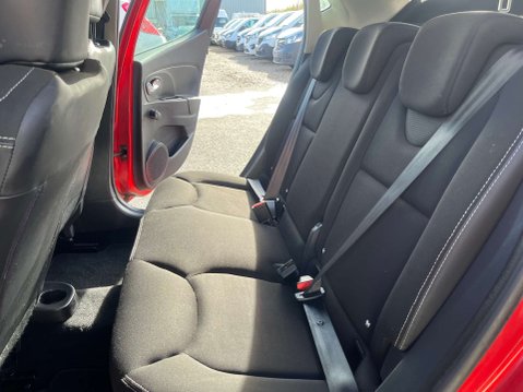 Renault Clio 1.1 Clio Dynamique MediaNav 5dr 35