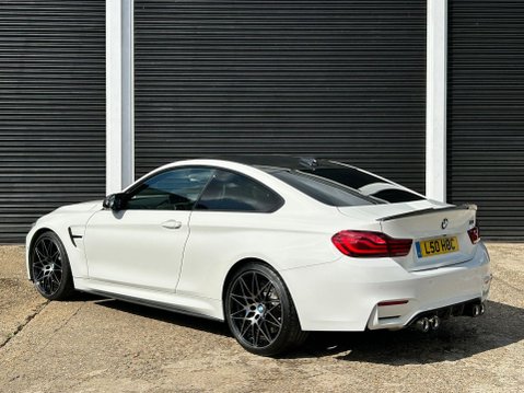 BMW 4 Series M4 COMPETITION 3