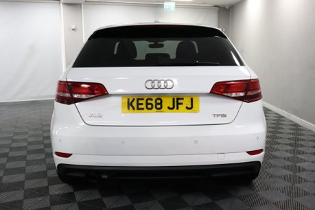 Audi A3 SPORTBACK TFSI SE TECHNIK 6