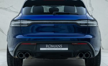 Porsche Macan GTS 8