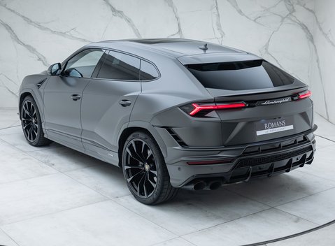 Lamborghini Urus S 8
