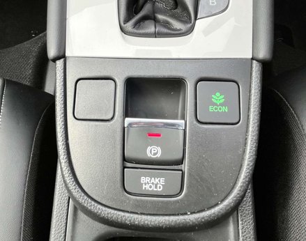 Honda Jazz 1.5 Jazz SR i-MMD CVT 5dr 57