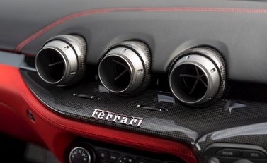 Ferrari F12 Berlinetta 17