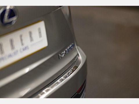 Lexus NX 2.5 300h GPF Premium SUV 5dr Petrol Hybrid E-CVT 4WD Euro 6 (s/s) (197 ps) 43