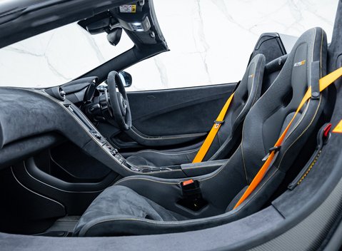 McLaren 675LT Spider MSO Carbon Series 16